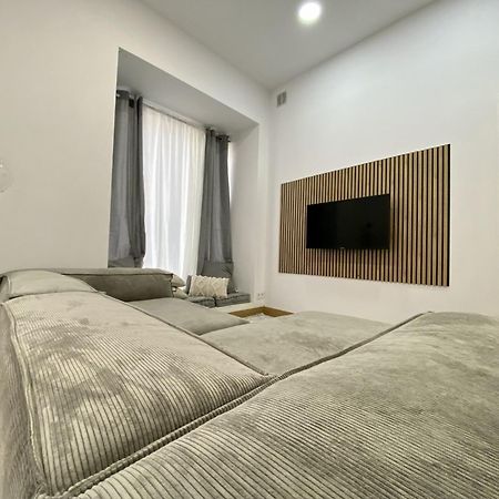 Pinzon Studios & Penthouse Alicante Bagian luar foto