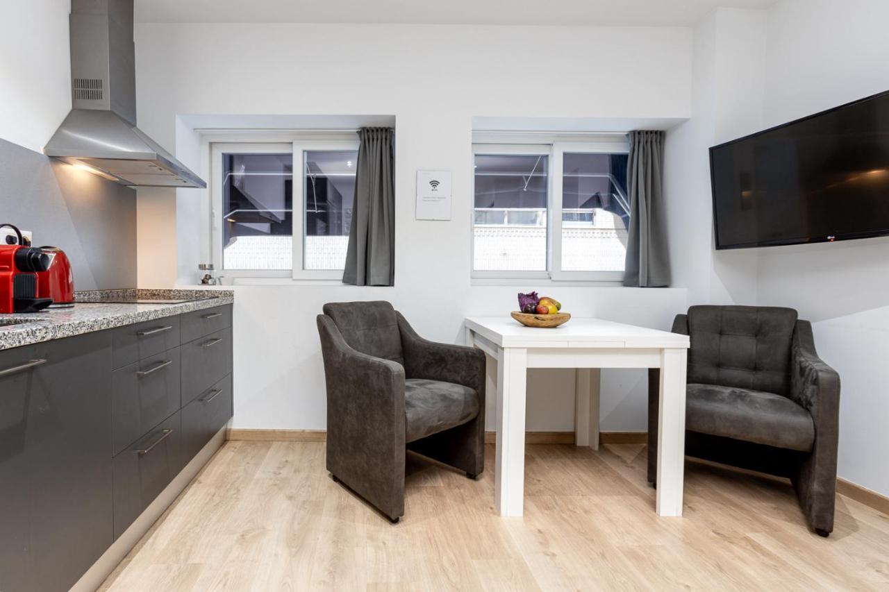Pinzon Studios & Penthouse Alicante Bagian luar foto