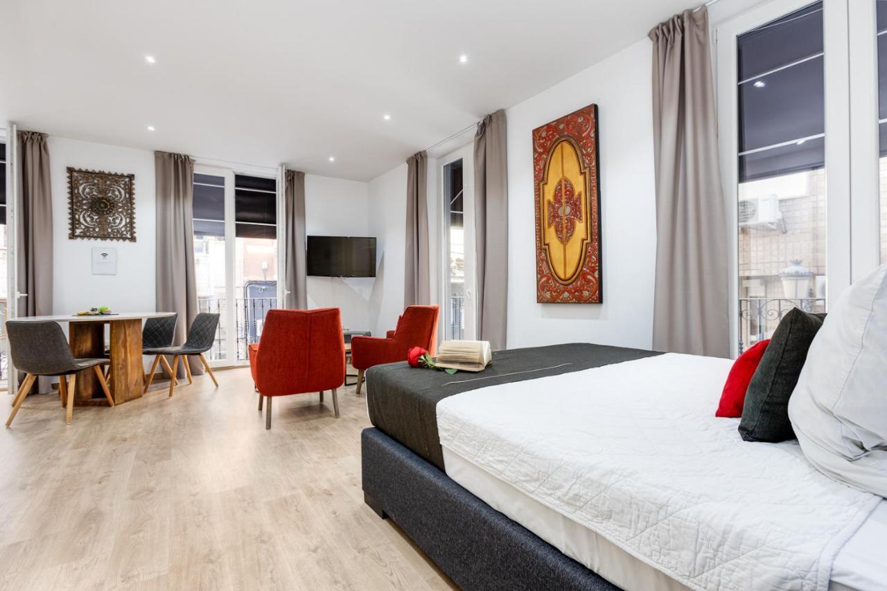 Pinzon Studios & Penthouse Alicante Bagian luar foto