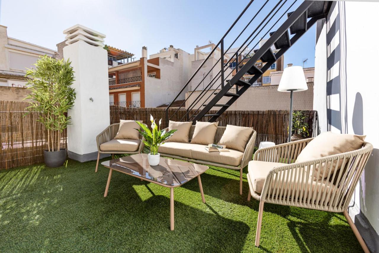 Pinzon Studios & Penthouse Alicante Bagian luar foto
